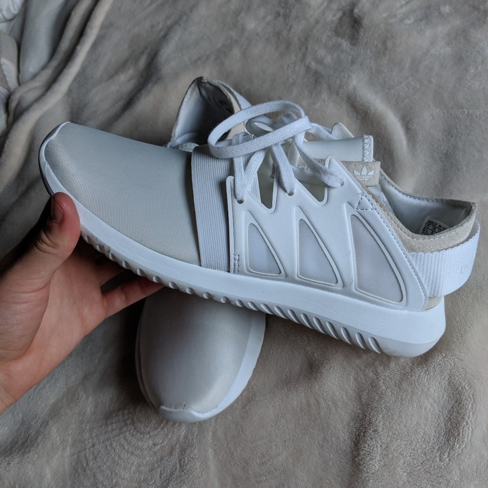 Women's Adidas tubular viral sneaker - Picture 2 of 4